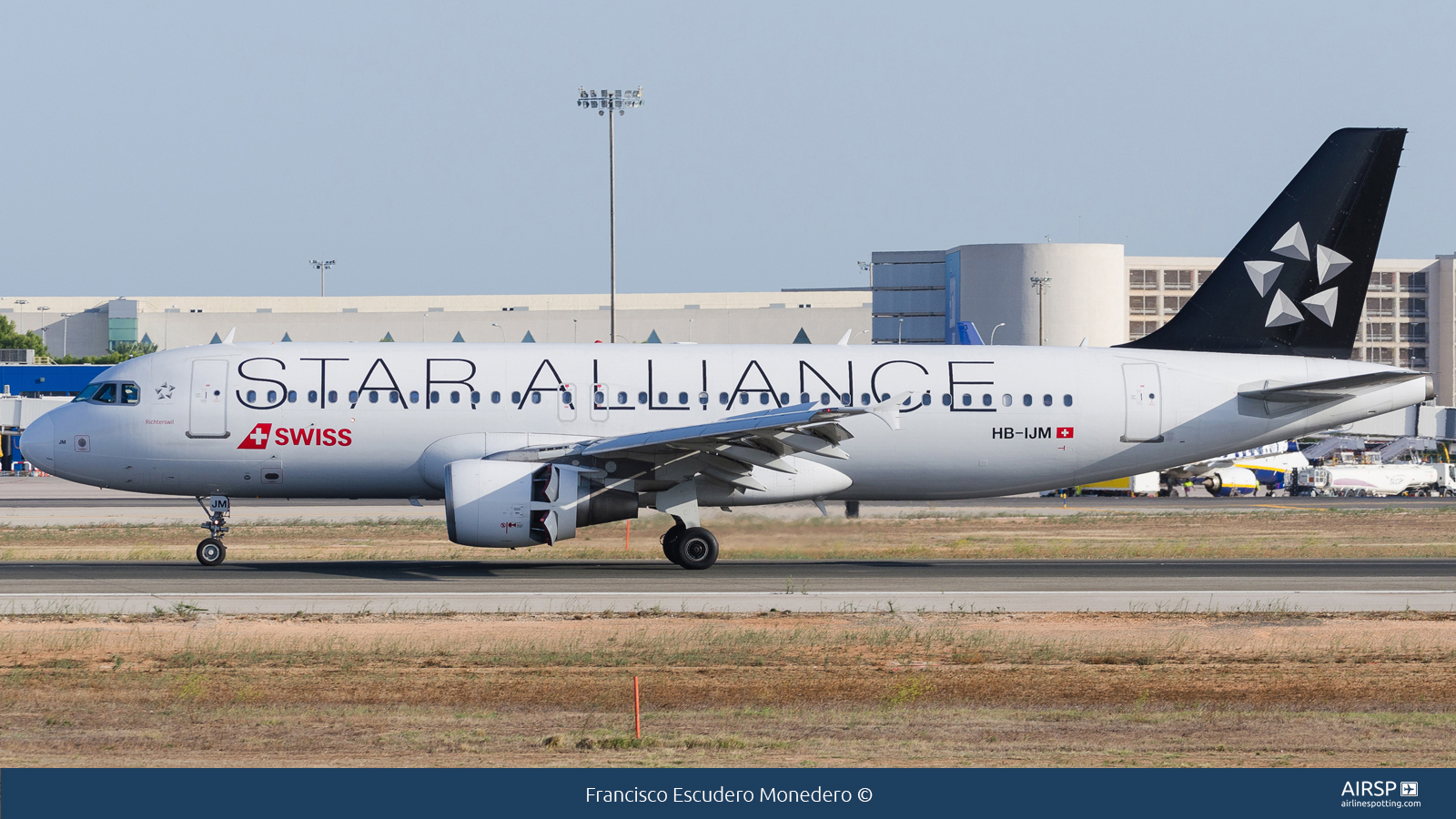 Swiss  Airbus A320  HB-IJM