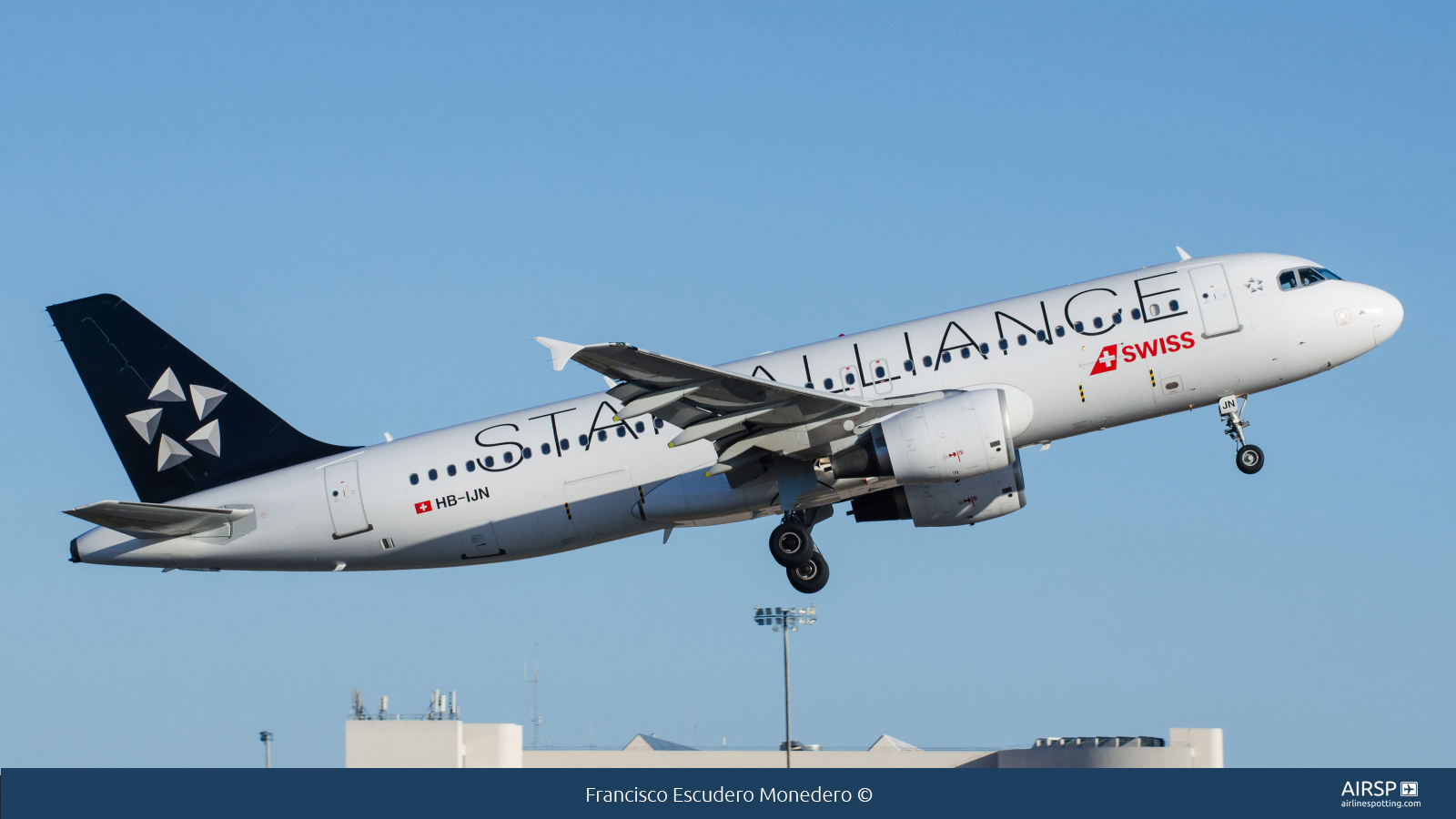 Swiss  Airbus A320  HB-IJN