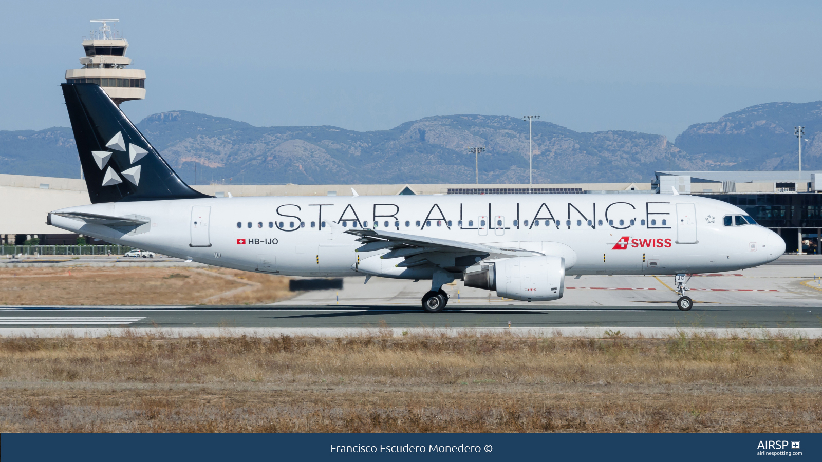 Swiss  Airbus A320  HB-IJO