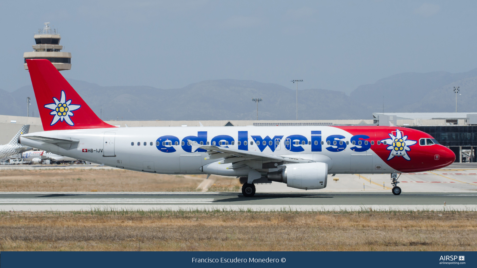 Edelweiss  Airbus A320  HB-IJV