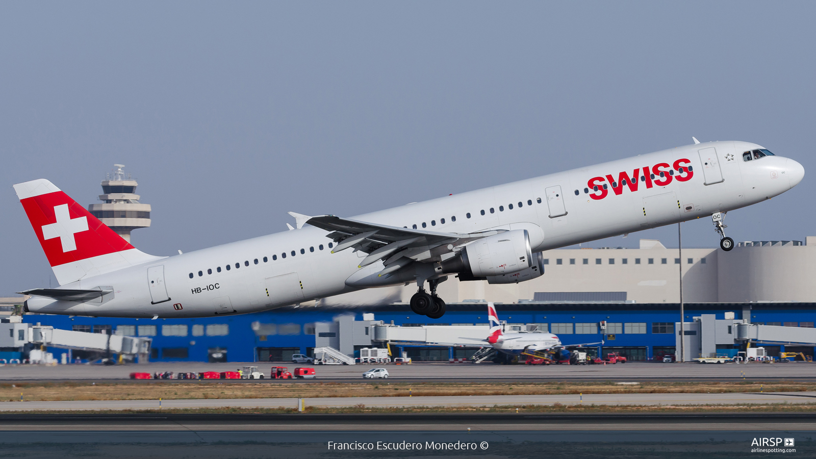 Swiss  Airbus A321  HB-IOC