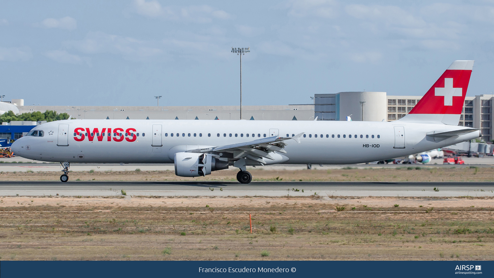 Swiss  Airbus A321  HB-IOD