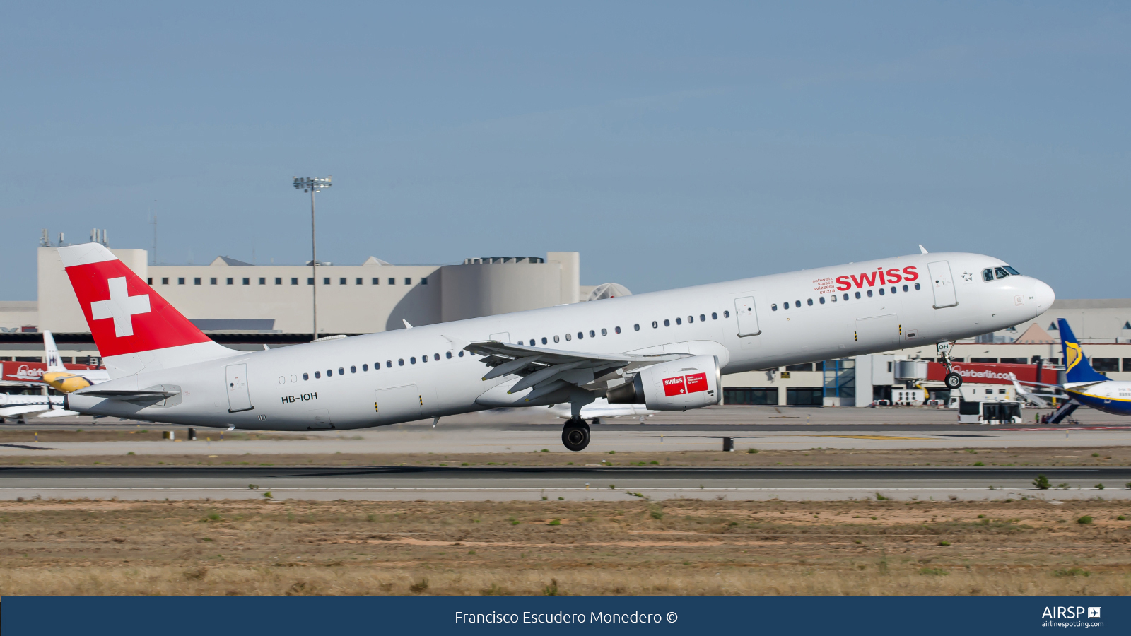 Swiss  Airbus A321  HB-IOH