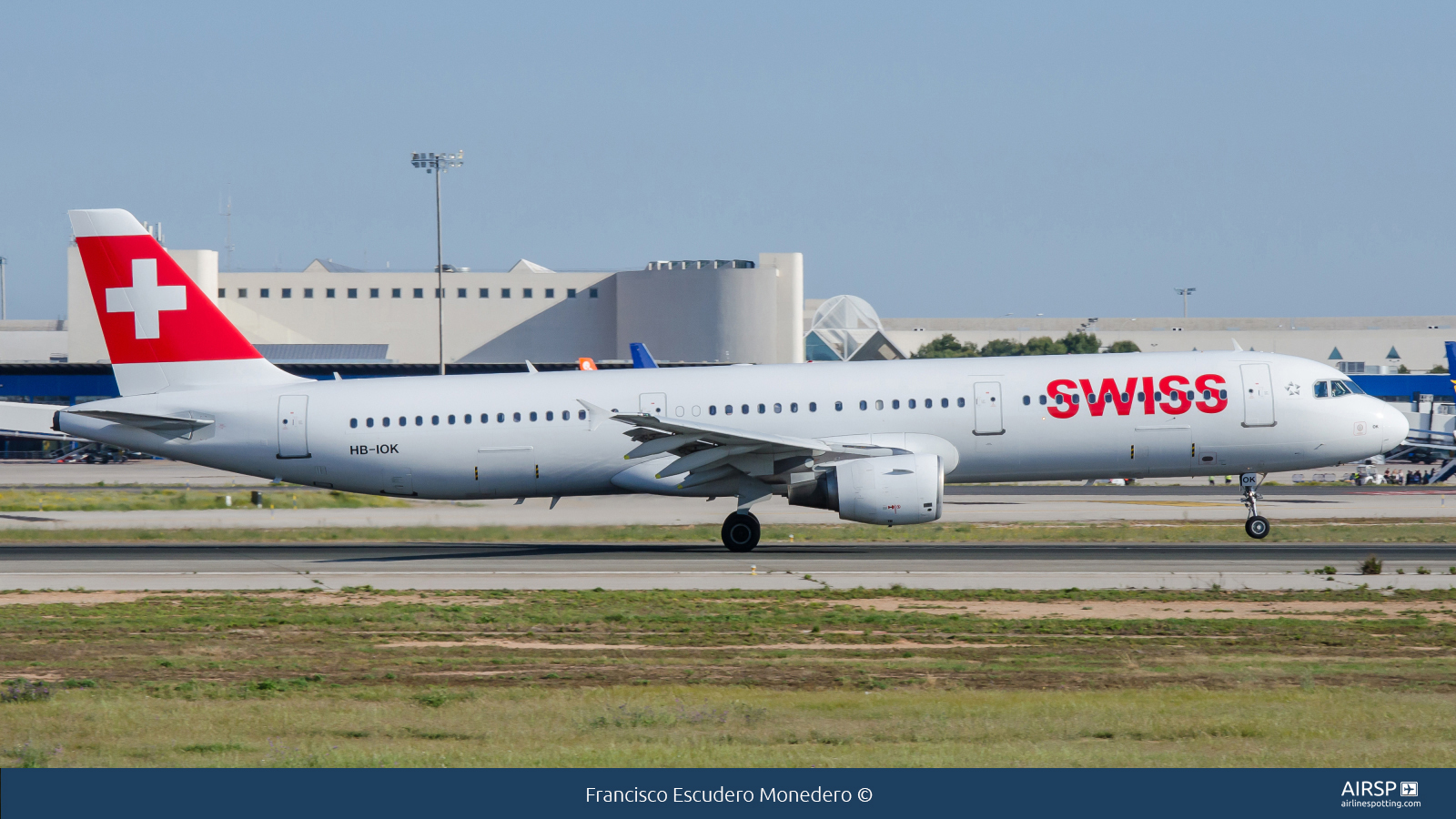 Swiss  Airbus A321  HB-IOK