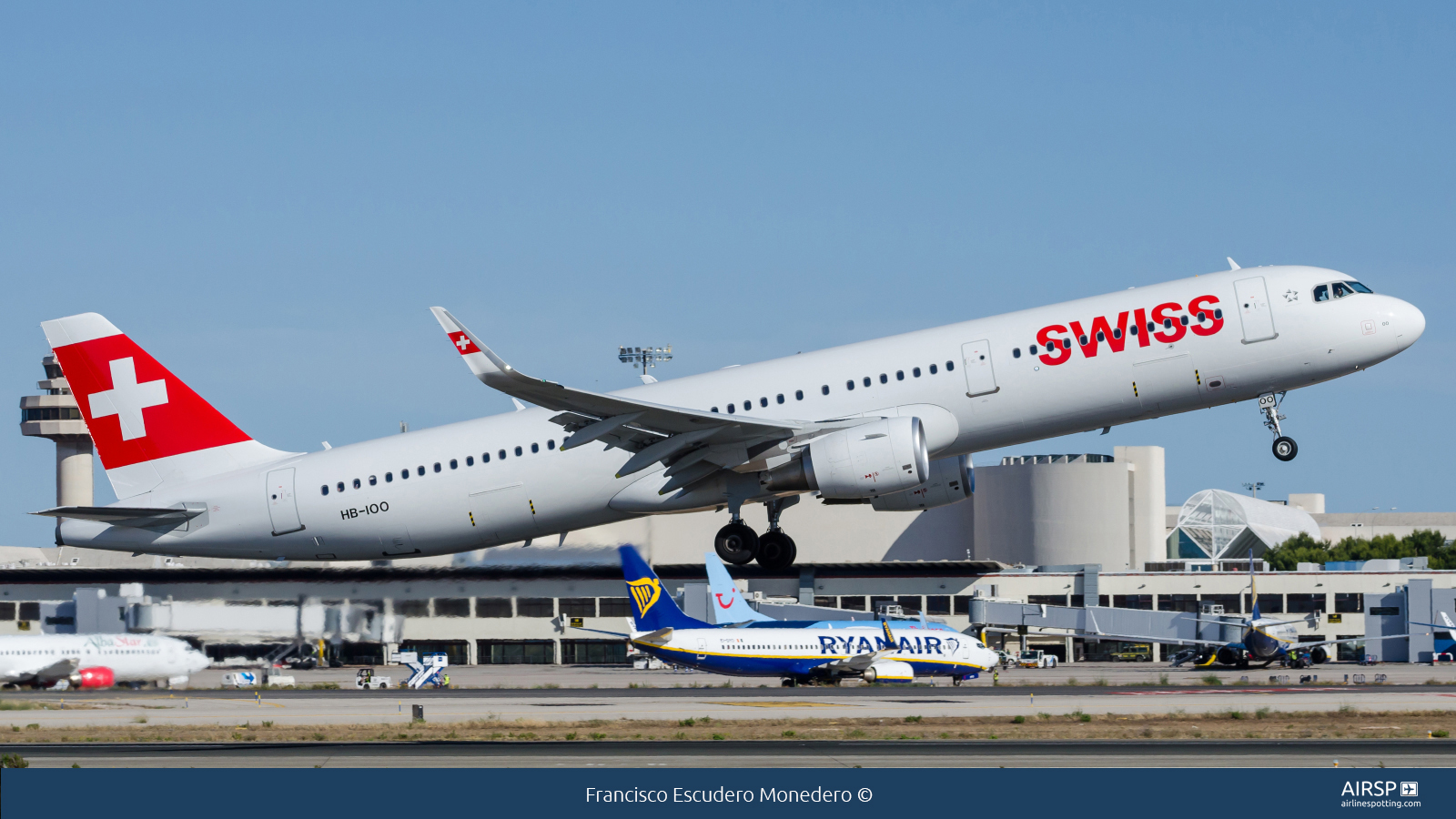 Swiss  Airbus A321  HB-IOO Swiss  Airbus A321  HB-IOO