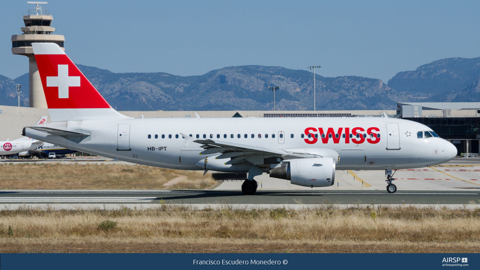 Swiss  Airbus A319  HB-IPT