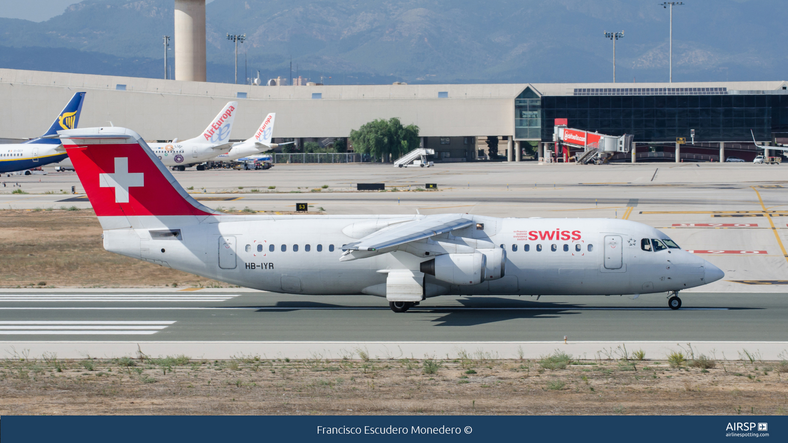 Swiss  Avro RJ-100  HB-IYR