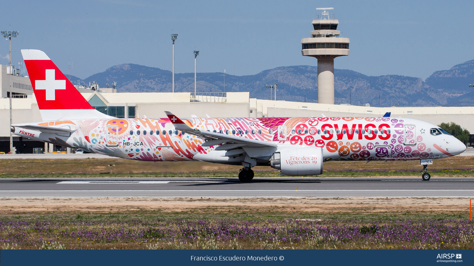 Swiss  Airbus A220-300  HB-JCA