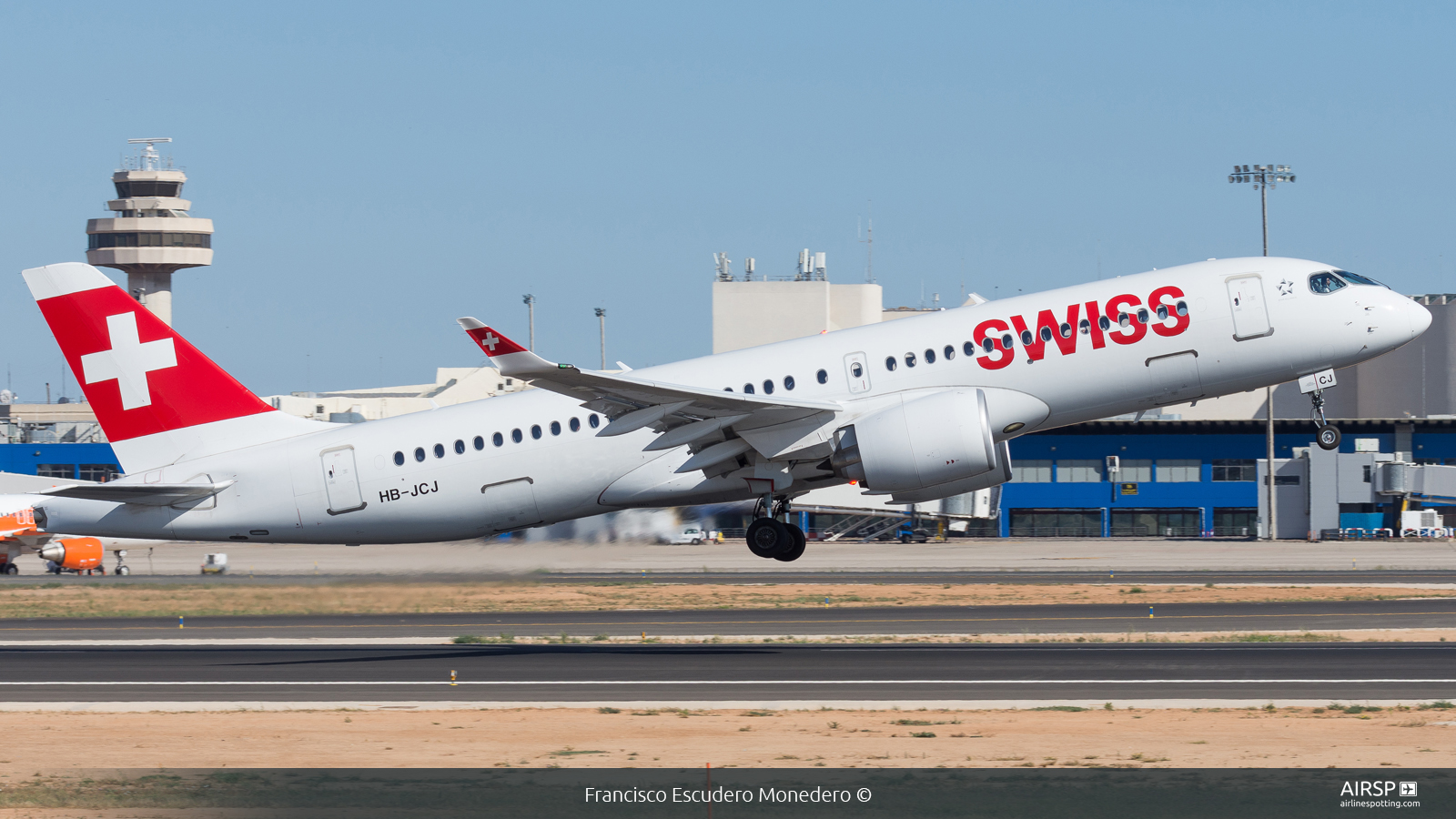 Swiss  Airbus A220-300  HB-JCJ