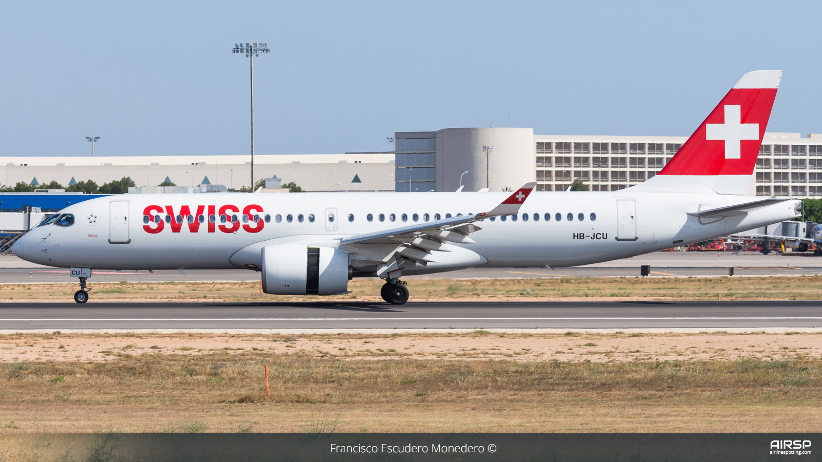 Swiss  Airbus A220-300  HB-JCU
