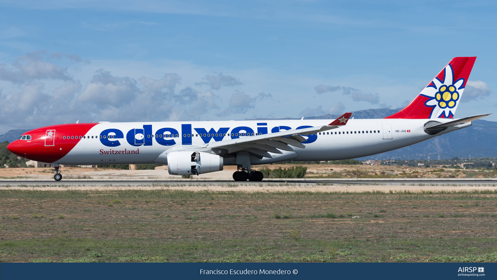 Edelweiss  Airbus A330-300  HB-JHQ