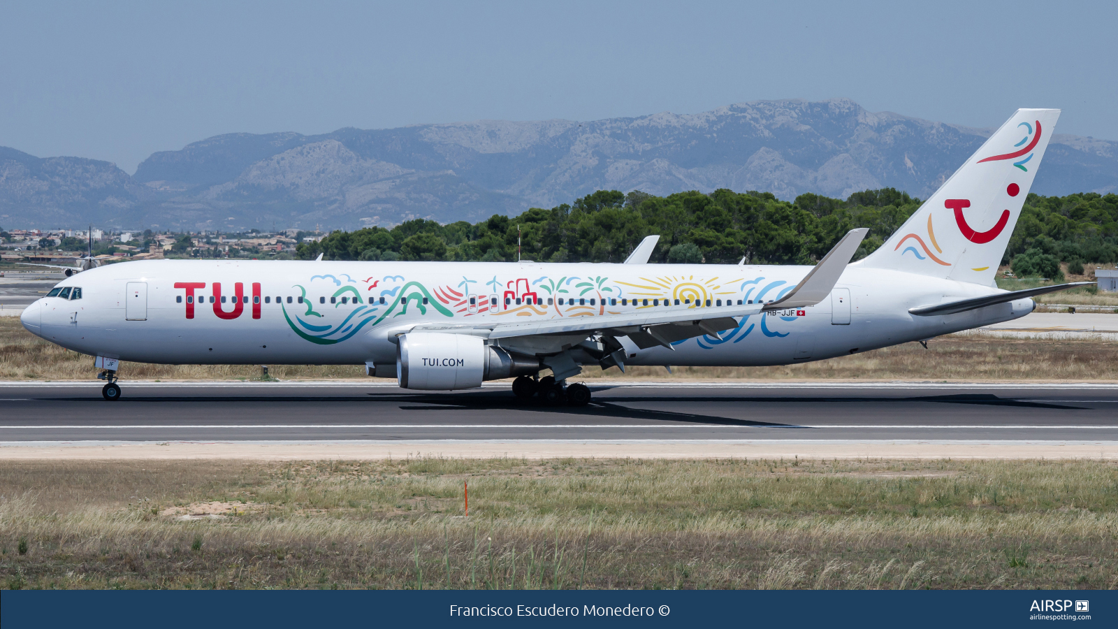 Tui Airways  Boeing 767-300  HB-JJF