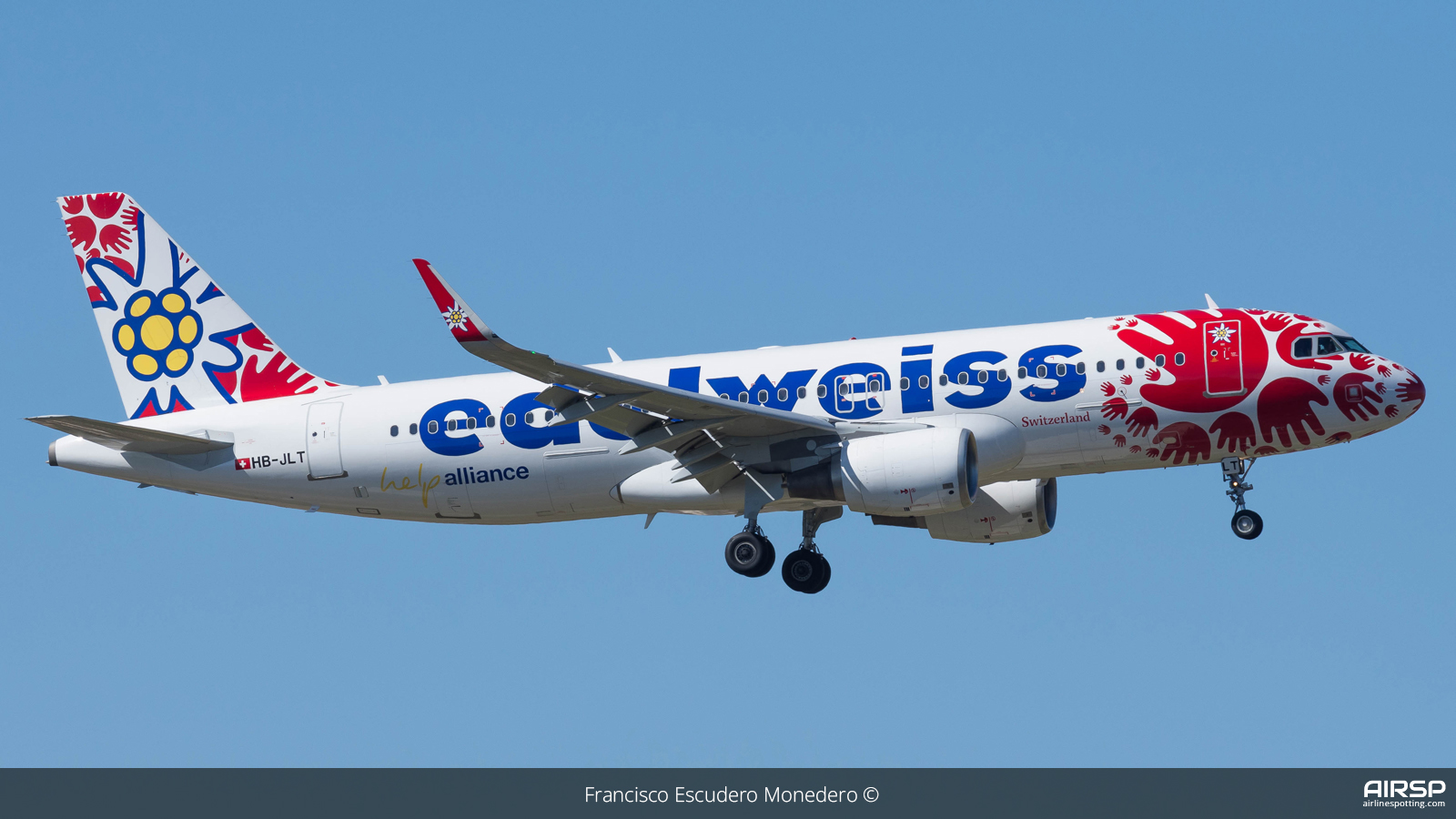 Edelweiss  Airbus A320  HB-JLT