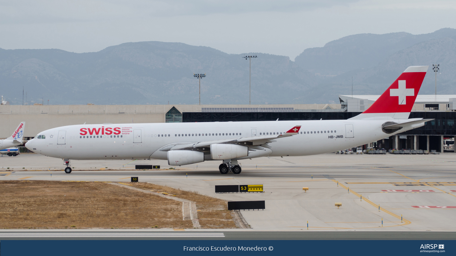 Swiss  Airbus A340-300  HB-JMB