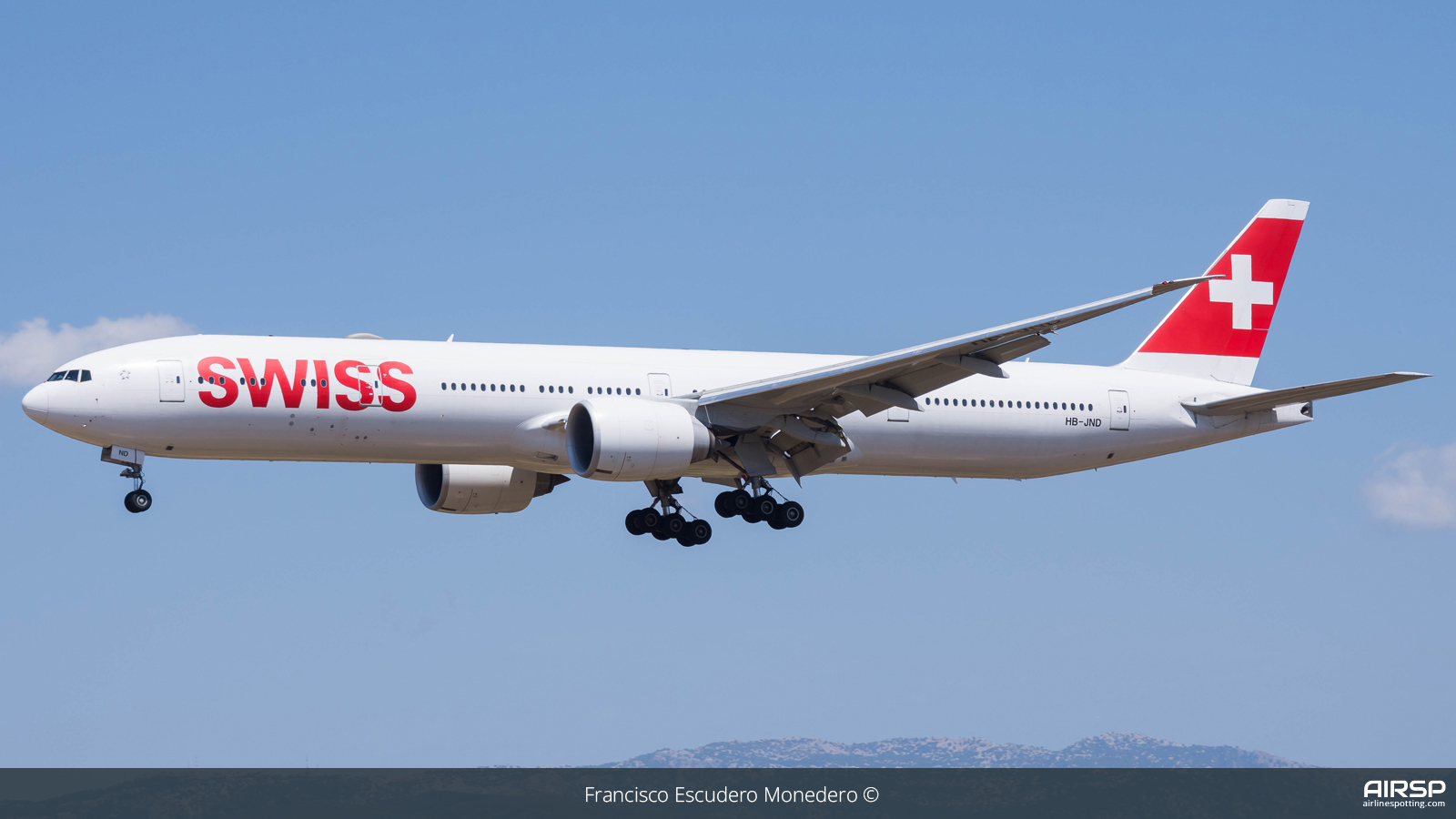 Swiss  Boeing 777-300  HB-JND