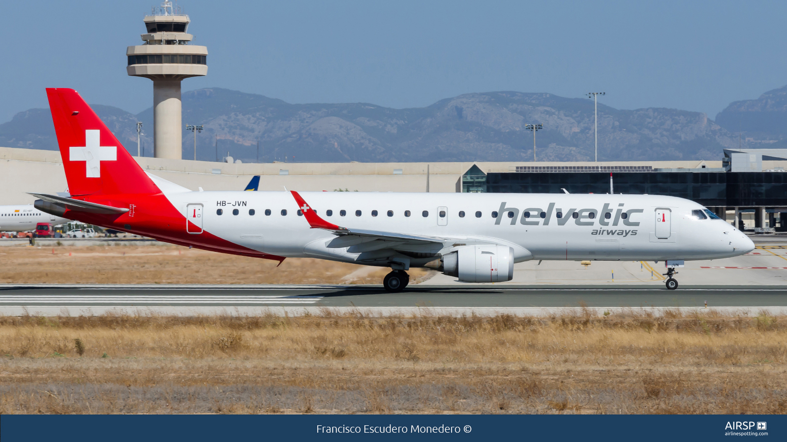 Helvetic Airways  Embraer E190  HB-JVN