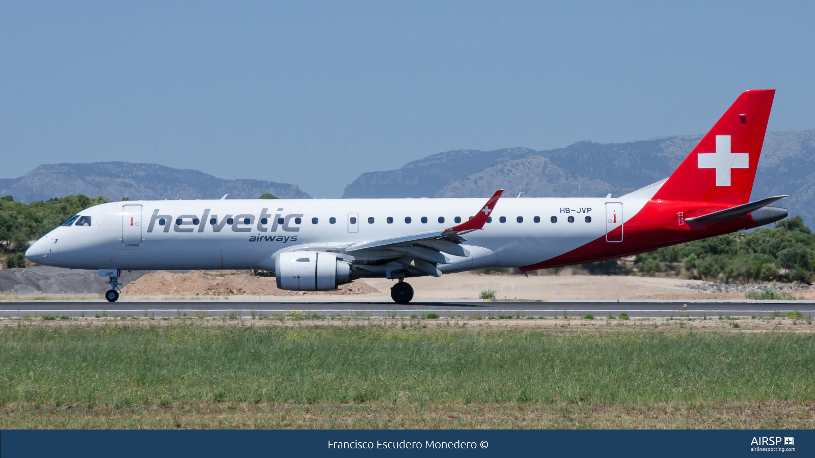 Helvetic Airways  Embraer E190  HB-JVP