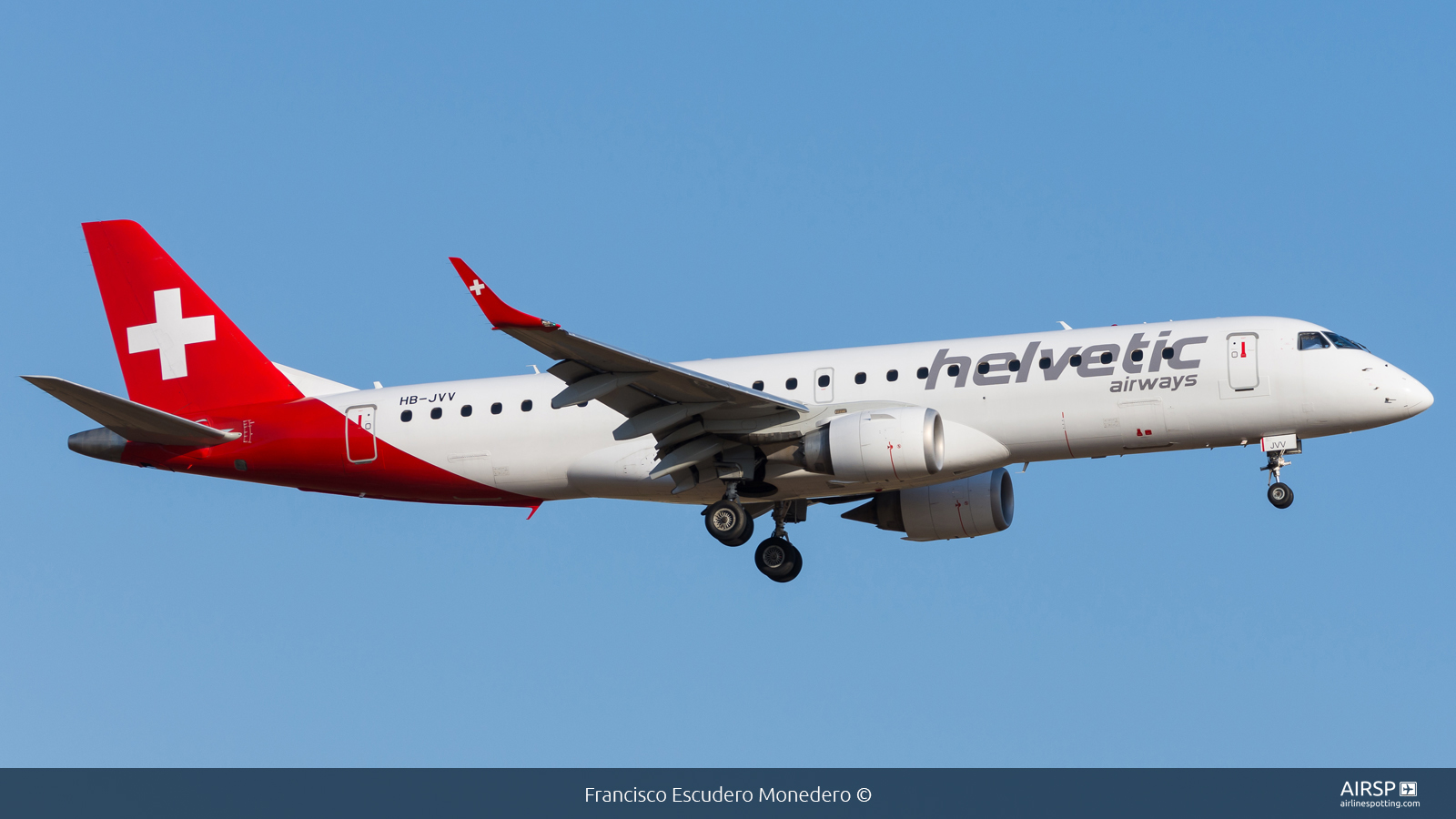 Helvetic Airways  Embraer E190  HB-JVV