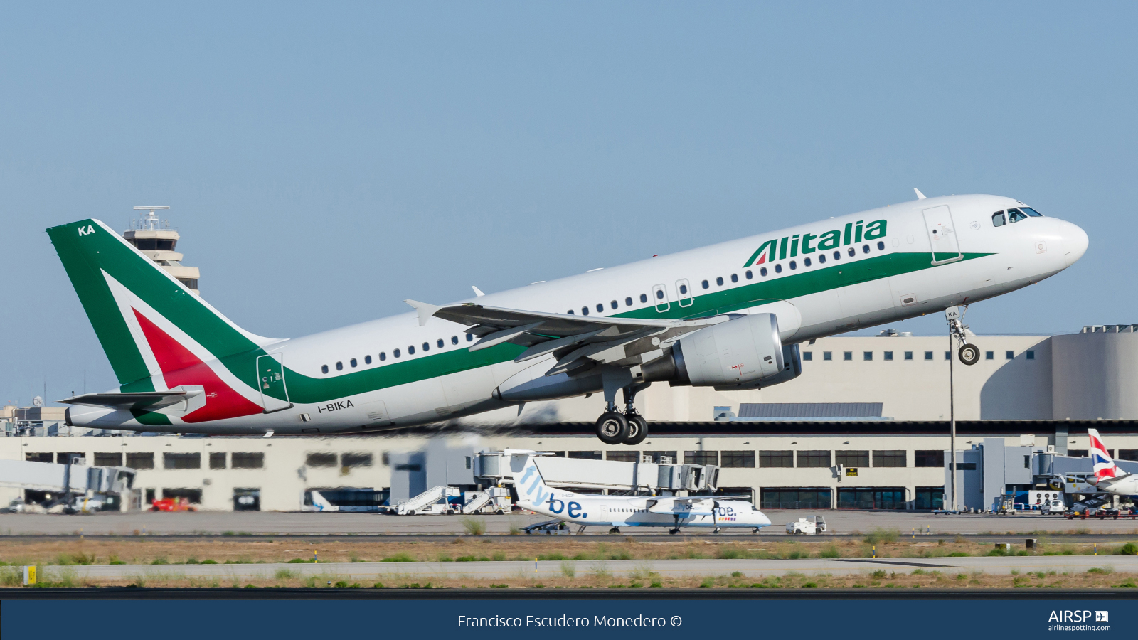 Alitalia  Airbus A320  I-BIKA