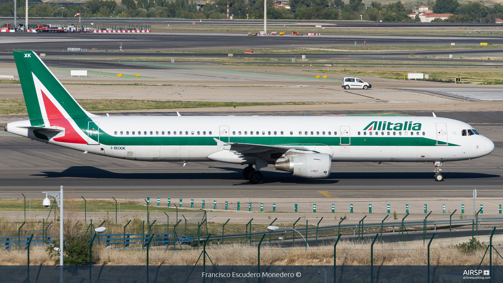 Alitalia  Airbus A321  I-BIXK