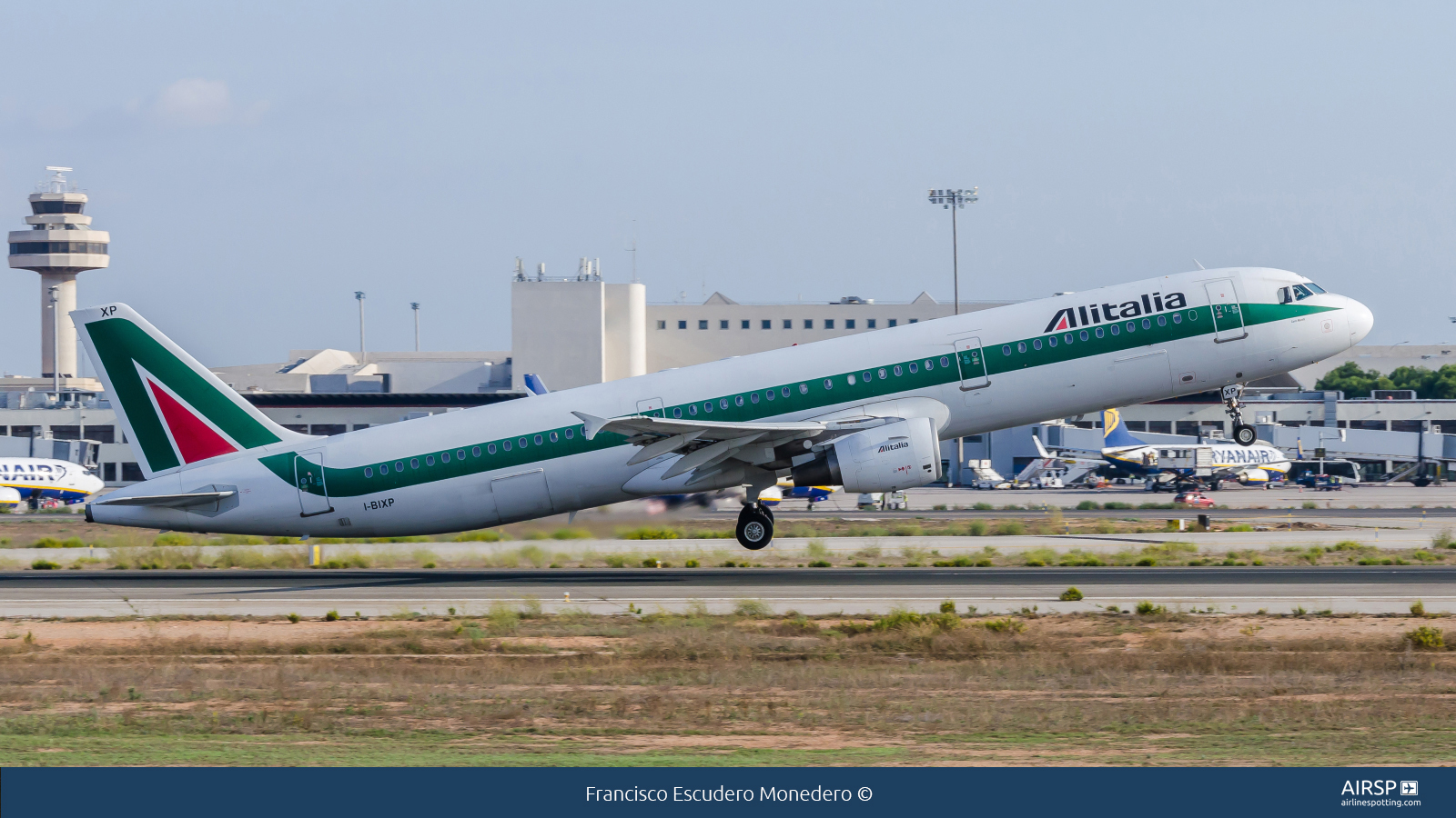 Alitalia  Airbus A321  I-BIXP