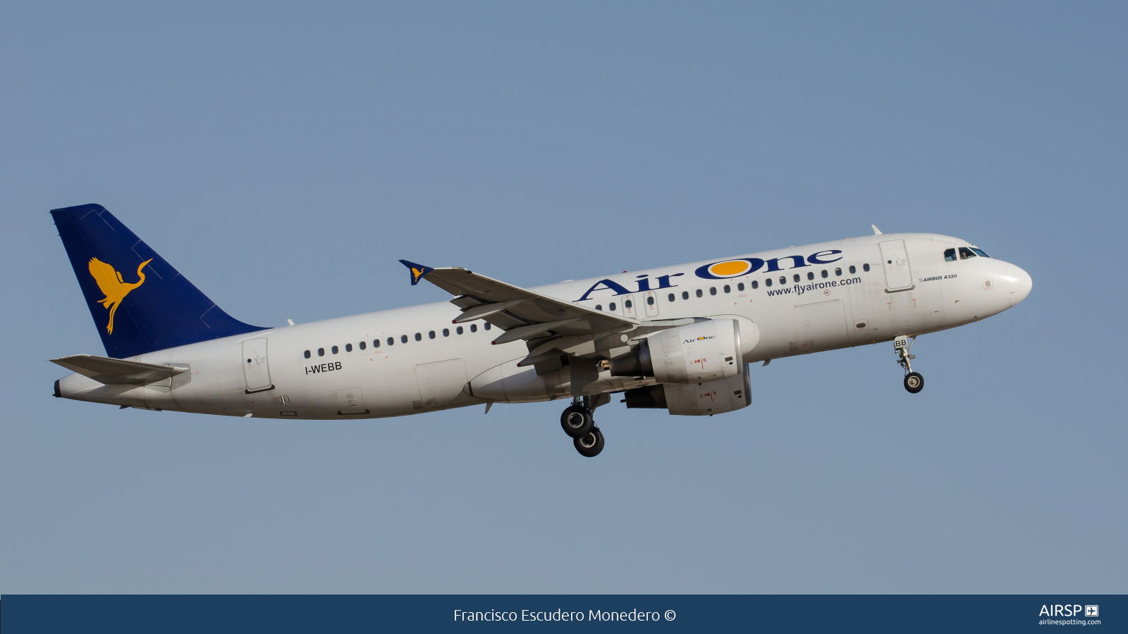 Air One  Airbus A320  I-WEBB
