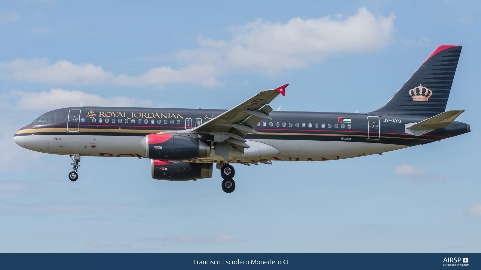 Royal Jordanian  Airbus A320  JY-AYS