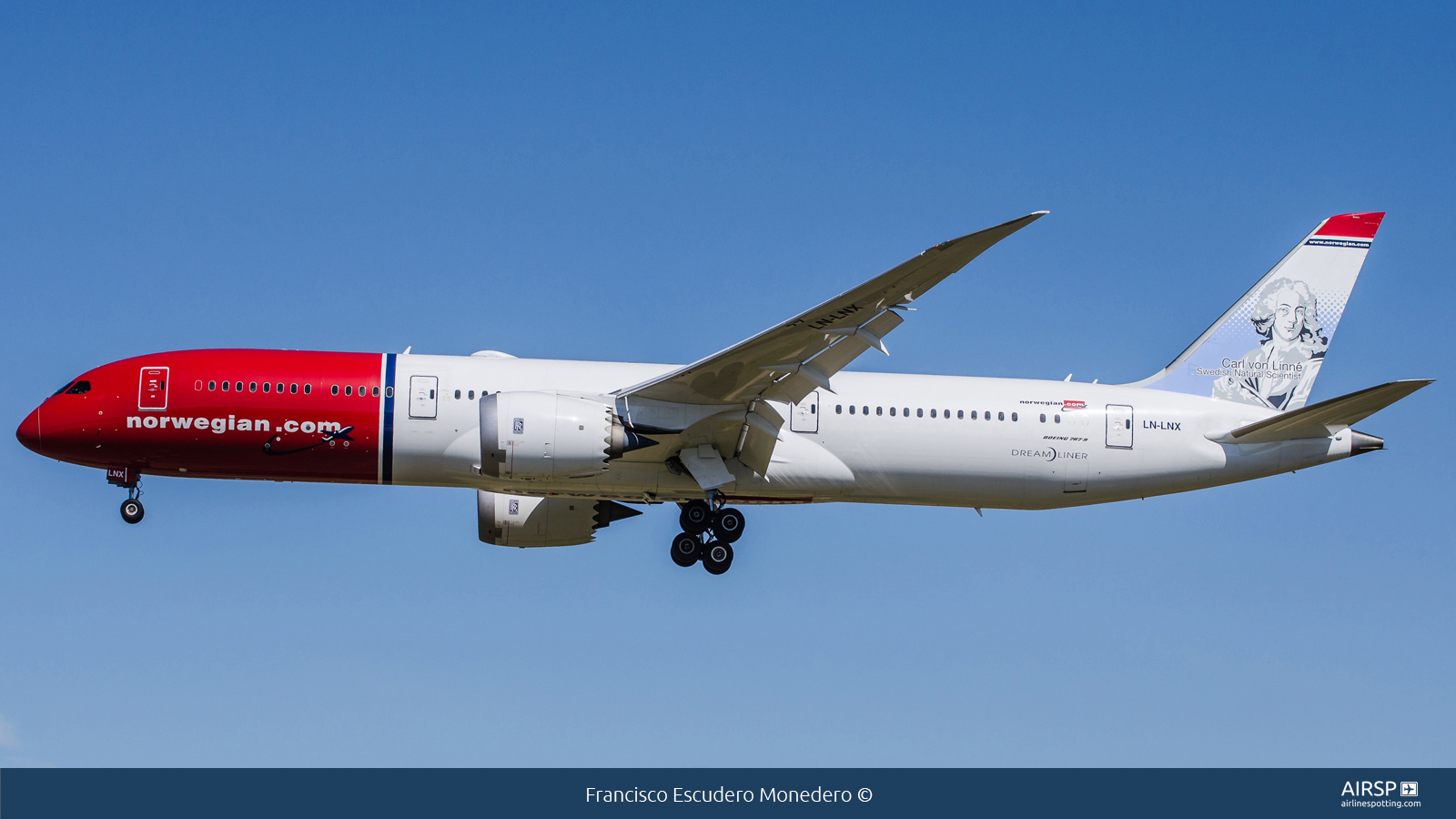 Norwegian  Boeing 787-9  LN-LNX