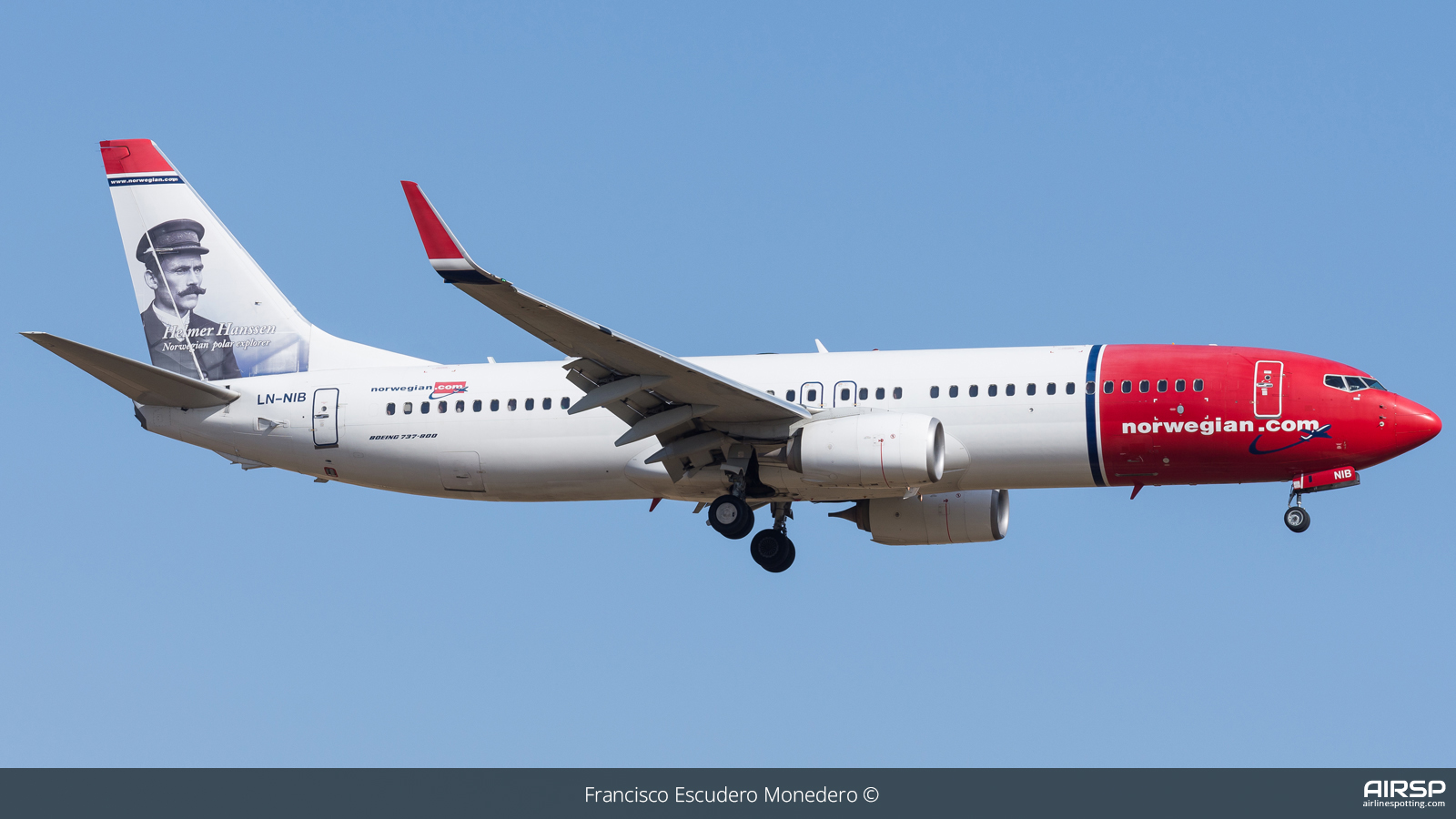 Norwegian  Boeing 737-800  LN-NIB