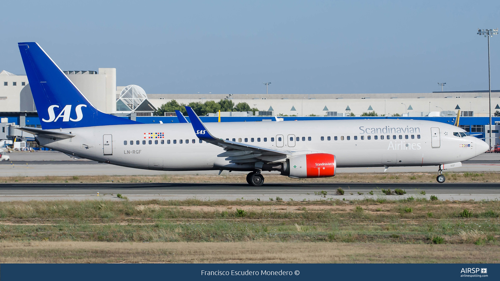 SAS Scandinavian Airlines  Boeing 737-800  LN-RGF