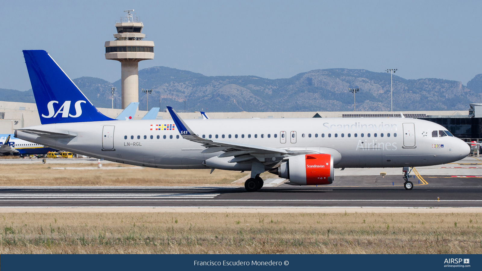 SAS Scandinavian Airlines  Airbus A320neo  LN-RGL