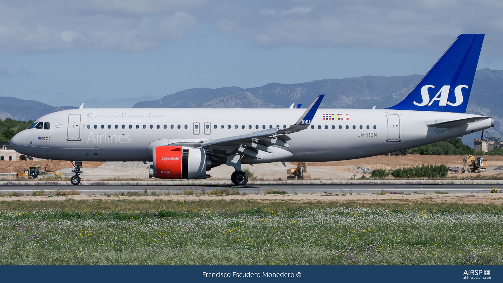 SAS Scandinavian Airlines  Airbus A320neo  LN-RGM