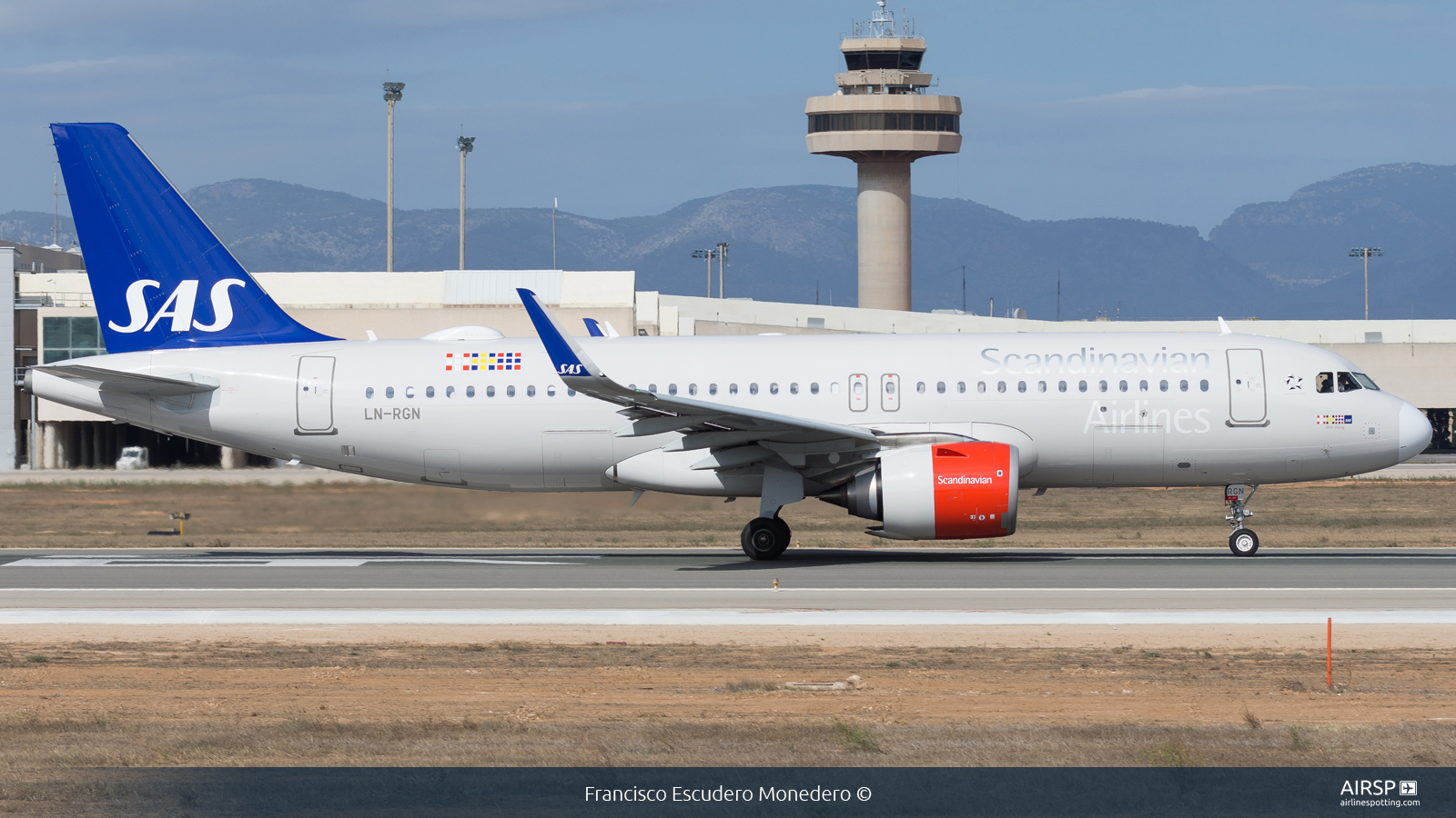 SAS Scandinavian Airlines  Airbus A320neo  LN-RGN