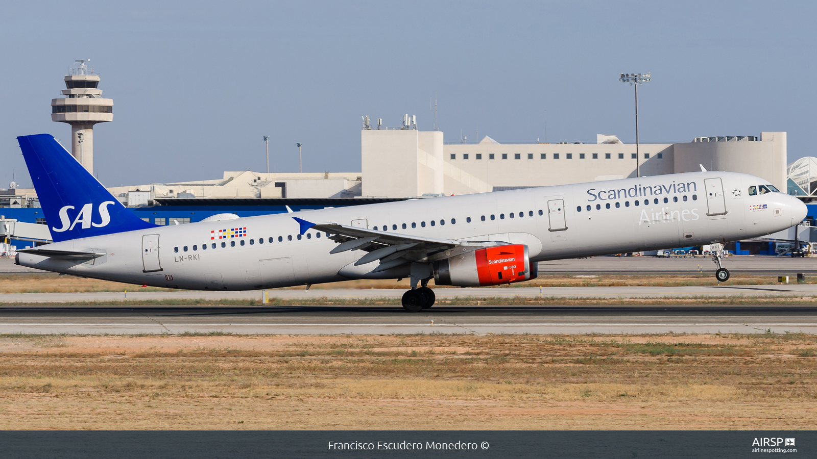 SAS Scandinavian Airlines  Airbus A321  LN-RKI