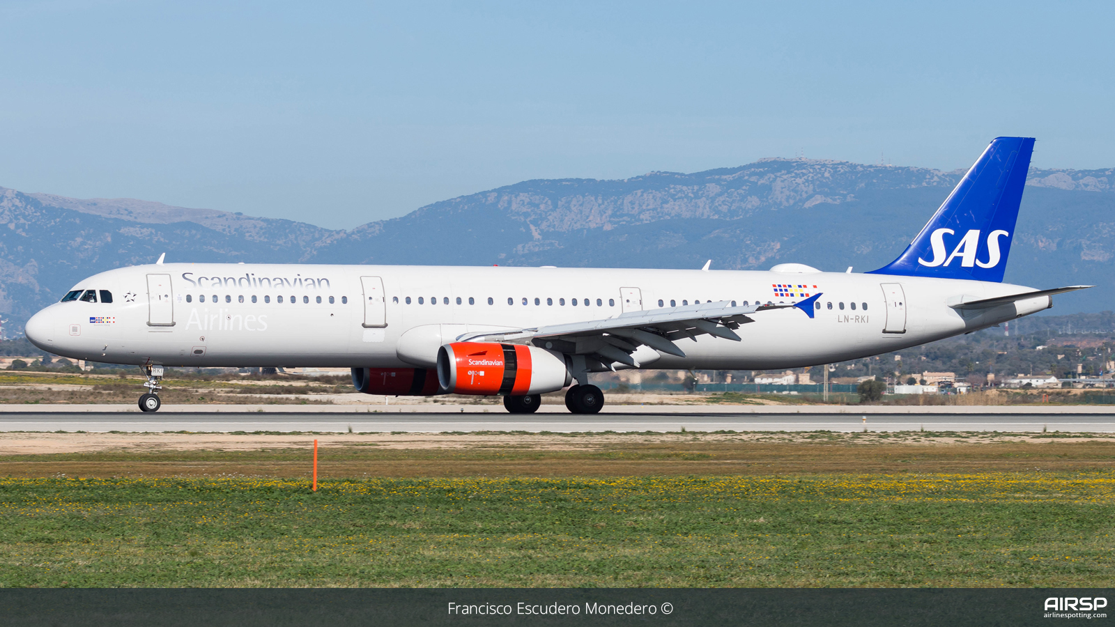 SAS Scandinavian Airlines  Airbus A321  LN-RKI
