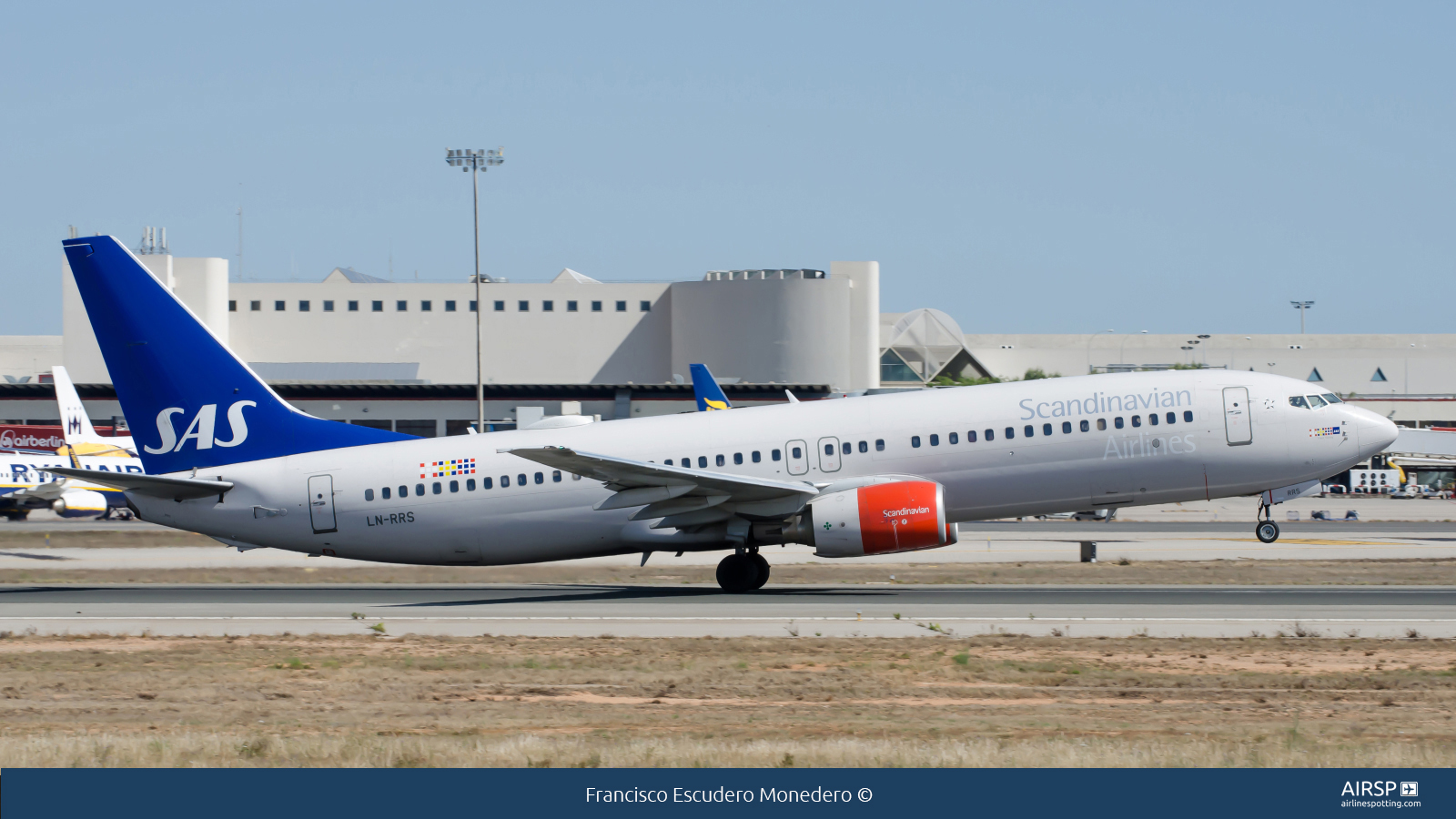 SAS Scandinavian Airlines  Boeing 737-800  LN-RRS