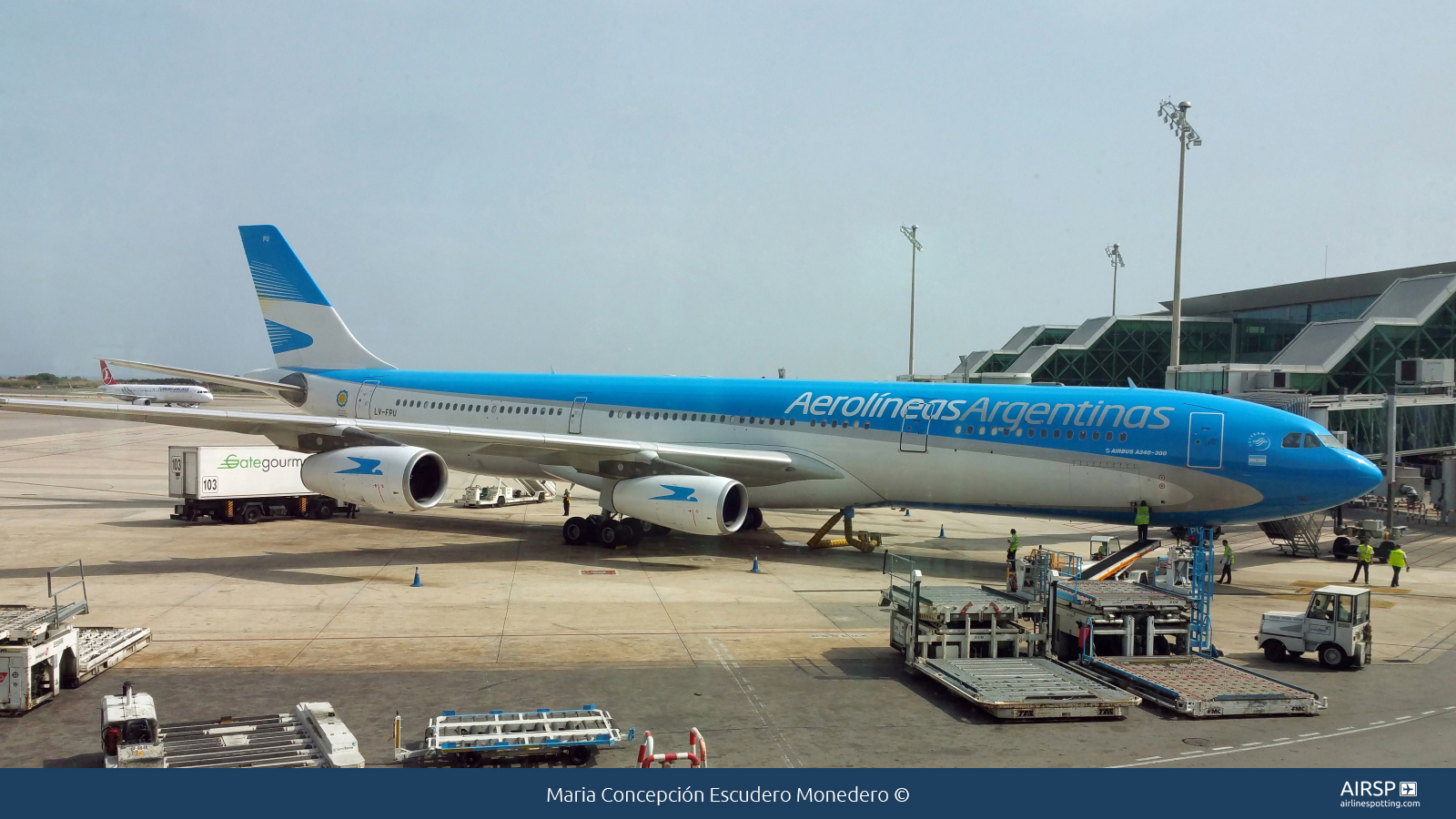 Aerolineas Argentinas  Airbus A340-300  LV-FPU