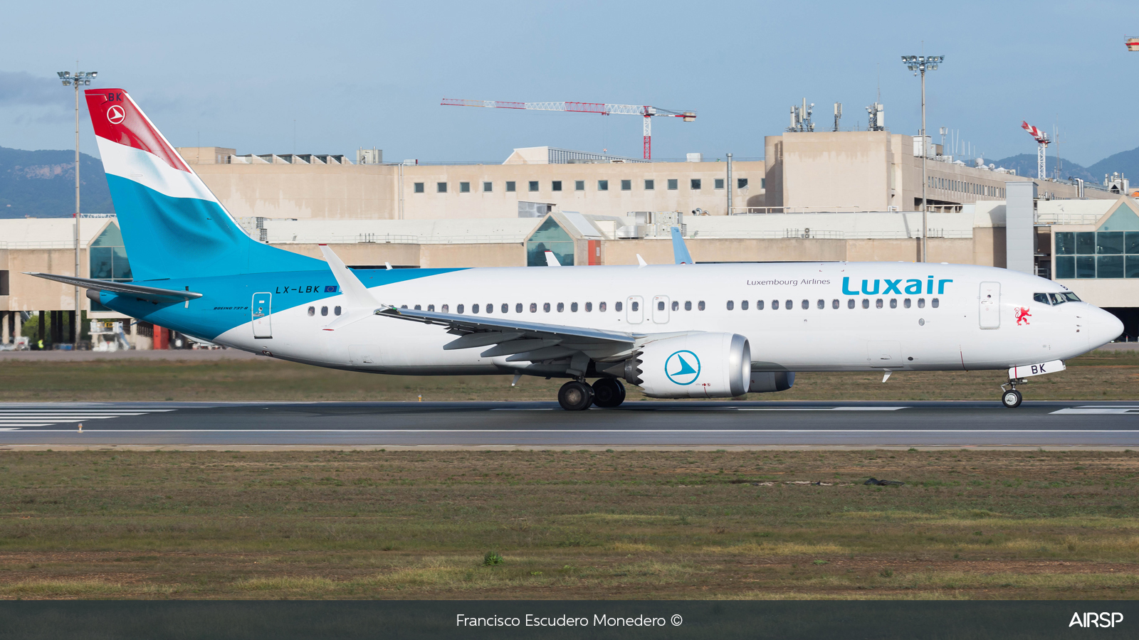Luxair  Boeing 737 Max 8  LX-LBK