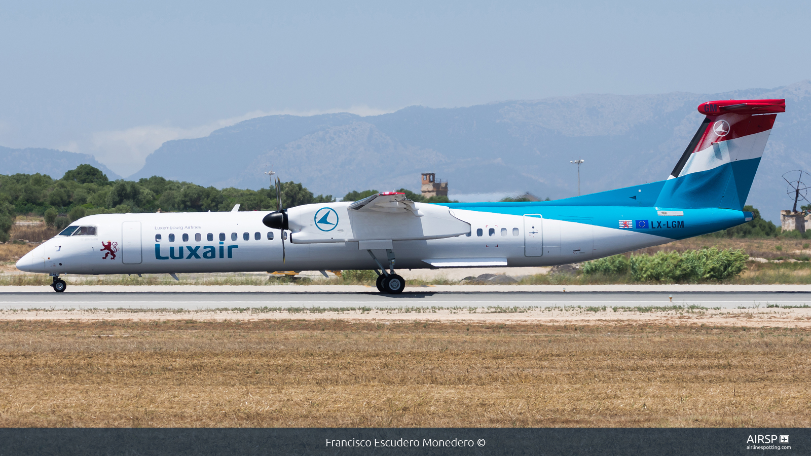 Luxair  DHC Dash 8-400  LX-LGM