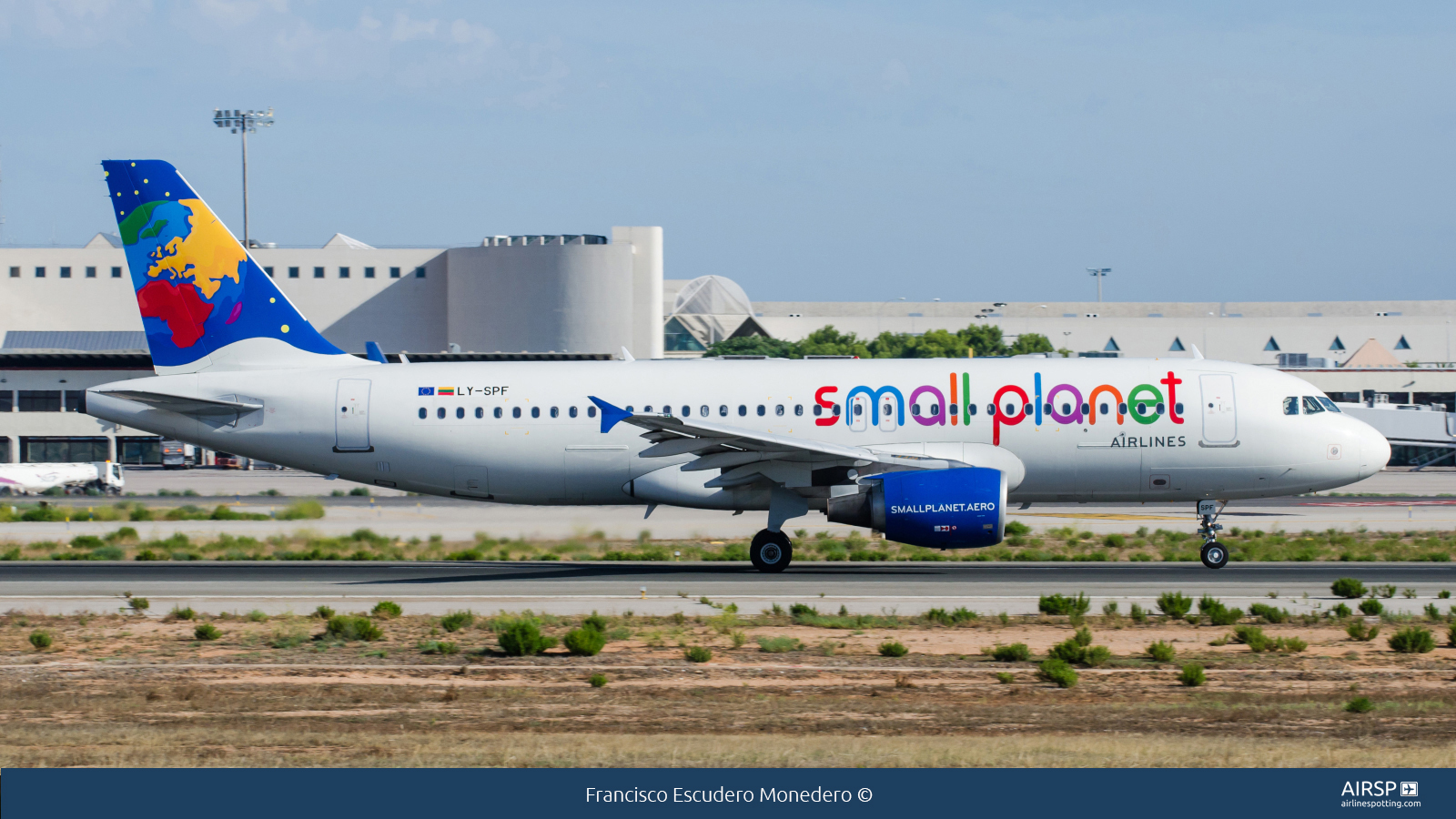 Small Planet Airlines  Airbus A320  LY-SPF