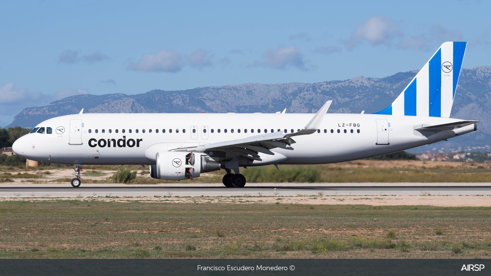 Condor  Airbus A320  LZ-FBG