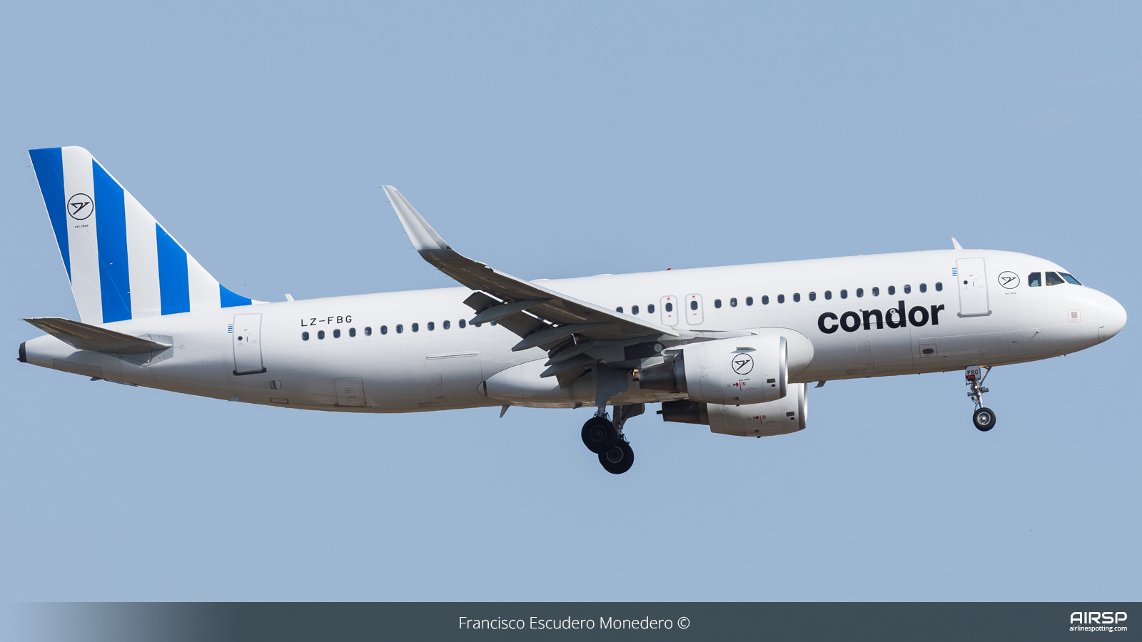 Condor  Airbus A320  LZ-FBG
