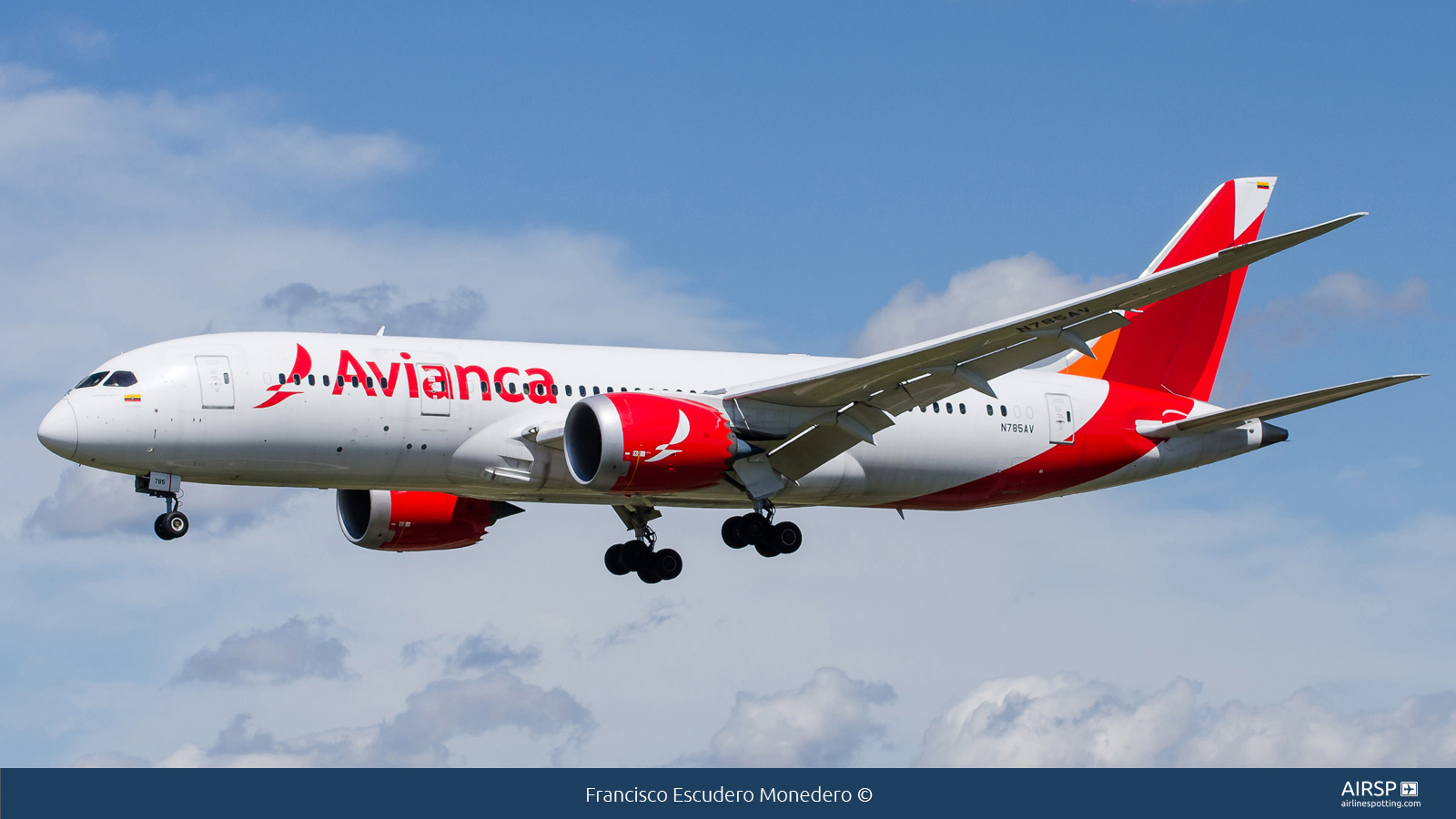 Avianca  Boeing 787-8  N785AV