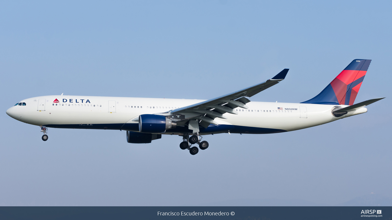 Delta Airlines  Airbus A330-300  N806NW
