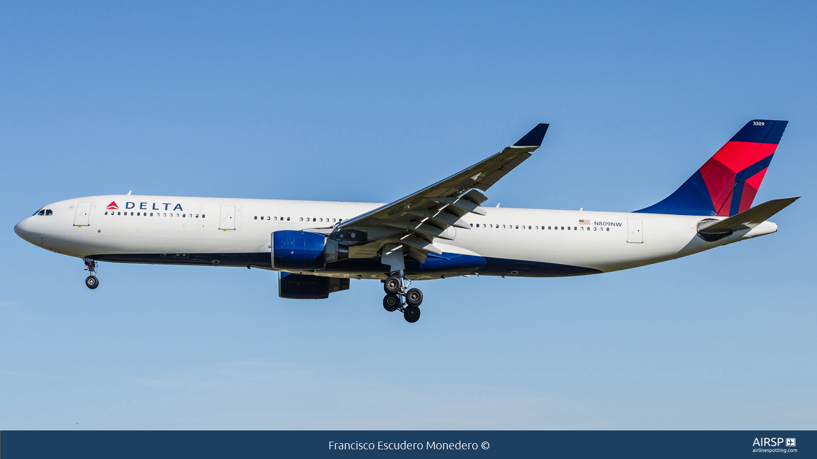 Delta Airlines  Airbus A330-300  N809NW