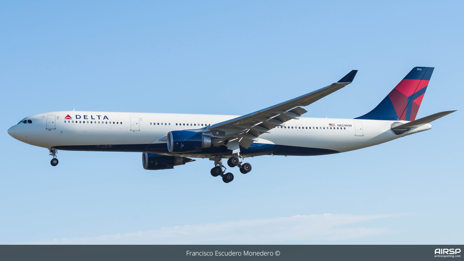 Delta Airlines  Airbus A330-300  N824NW