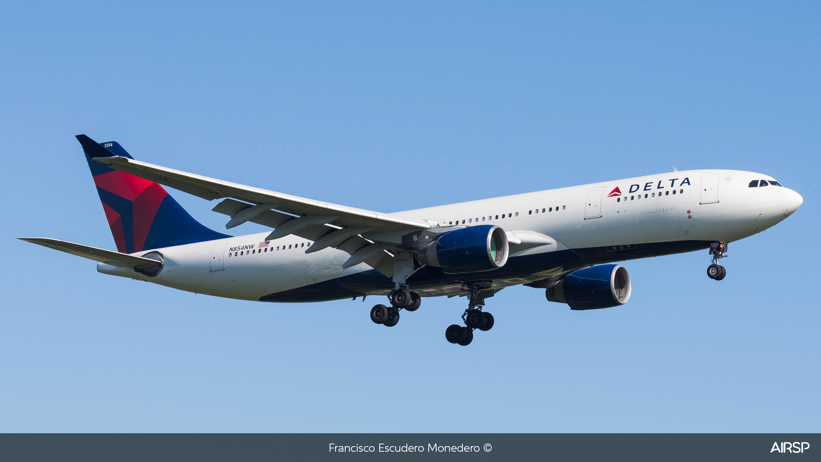 Delta Airlines  Airbus A330-200  N854NW