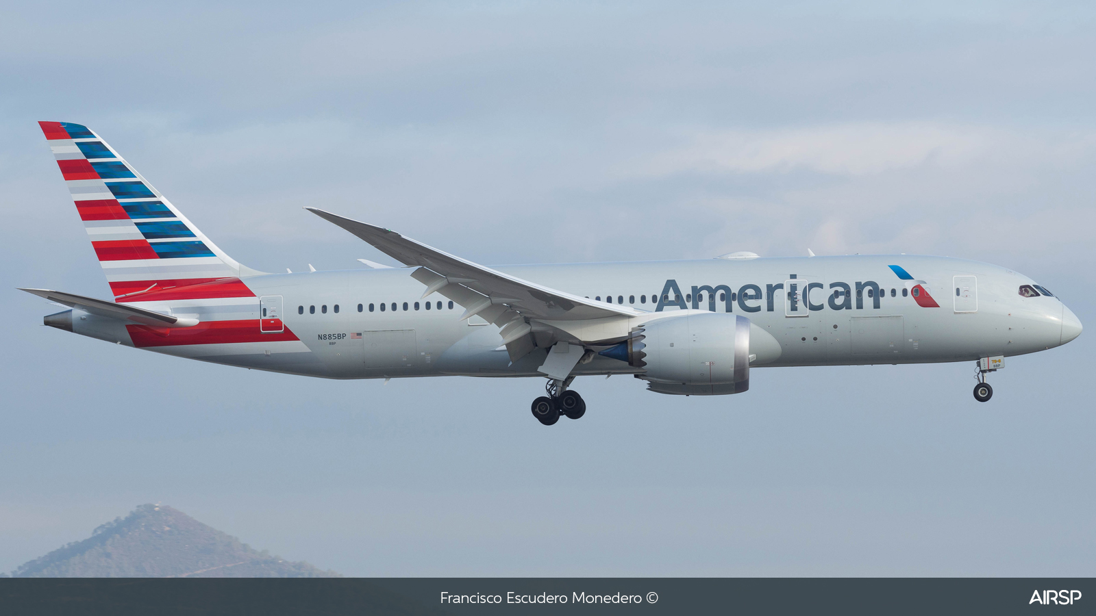 American Airlines  Boeing 787-8  N885BP