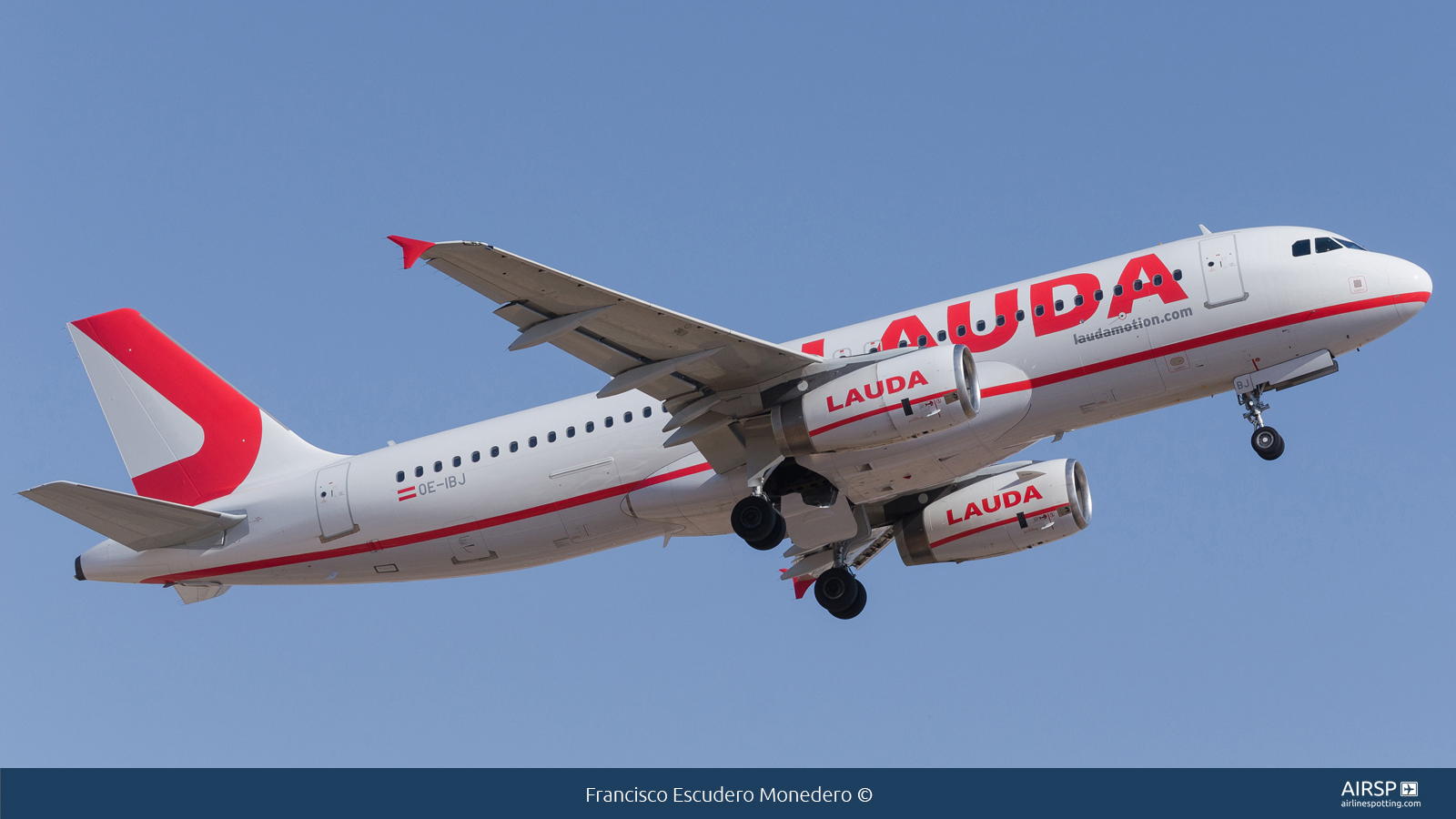 Laudamotion  Airbus A320  OE-IBJ