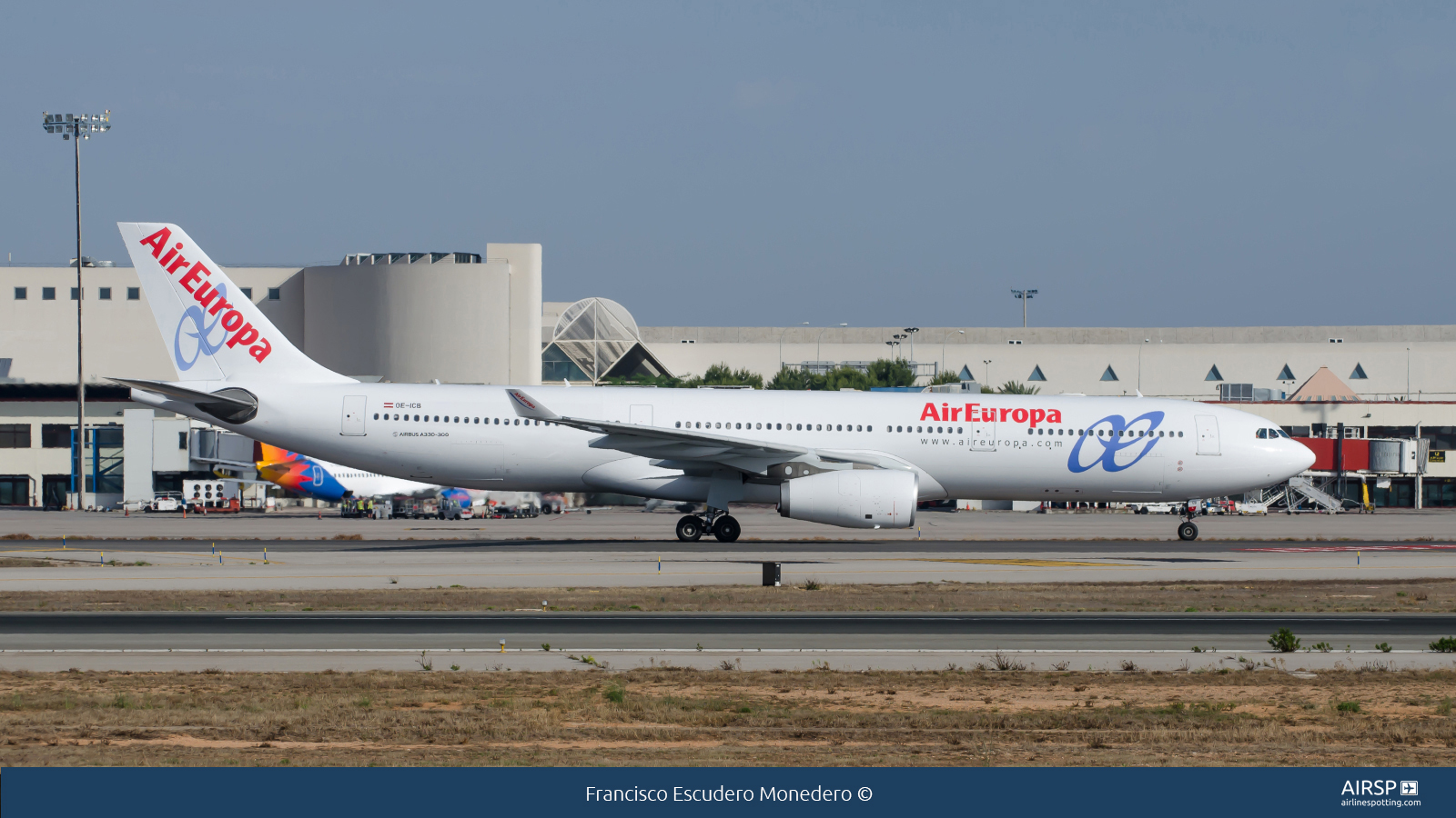 Air Europa  Airbus A330-300  OE-ICB